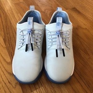 Clove’s Grey Matter Women’s Sneaker